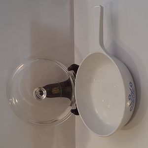 (#2)Corningware p-83-B 6 1/2" made in USA w/ pyrex lid